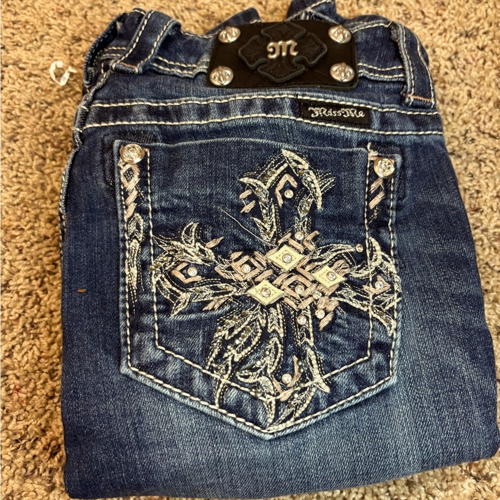 JP54945 skinny miss me jeans